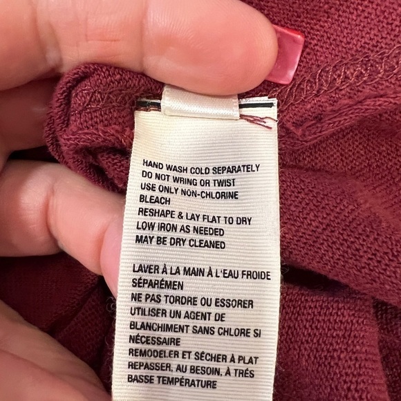 Free People Joni Short Sleeve distressed V-Neck - Picture 12 of 12